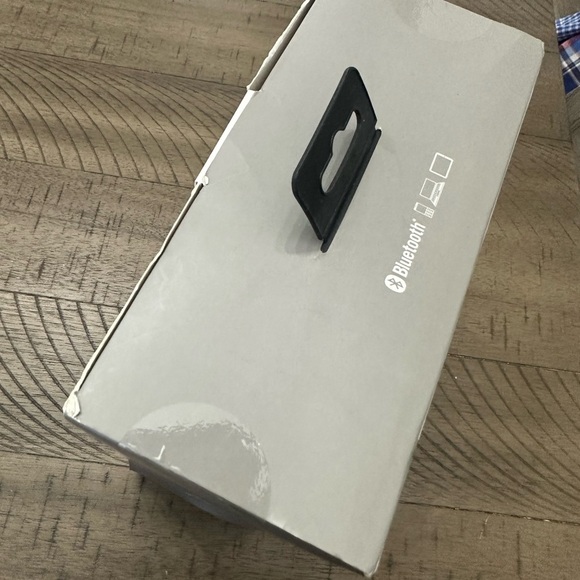 New iLive Wireless Headphones Bluetooth Matte Finish - Picture 9 of 9